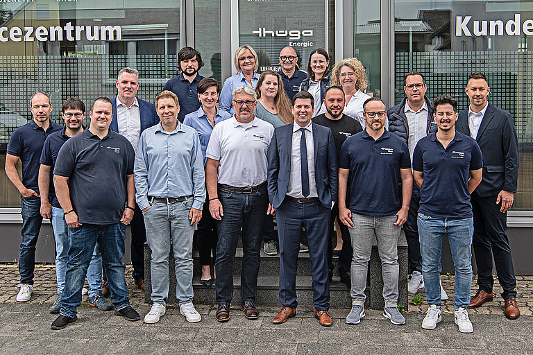 Generated image Das Team in den Kundenzentren Schifferstadt und Rülzheim